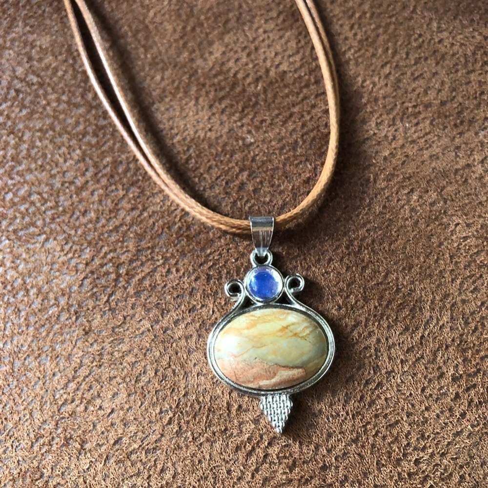 Gorgeous Ocean Jasper & Moonstone pendant necklace